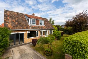 Photo 1- click for photo gallery